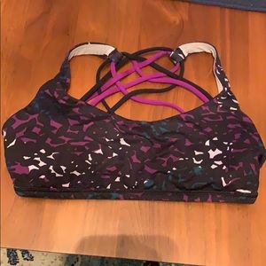Free to be wild sports bra